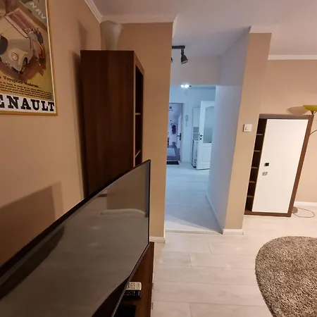 Great 1-st Floor In The * Bucarest